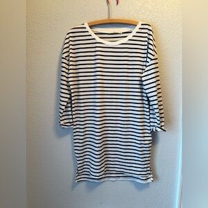Ellison Black & White Striped 3/4 Sleeve Top – Women’s Small
